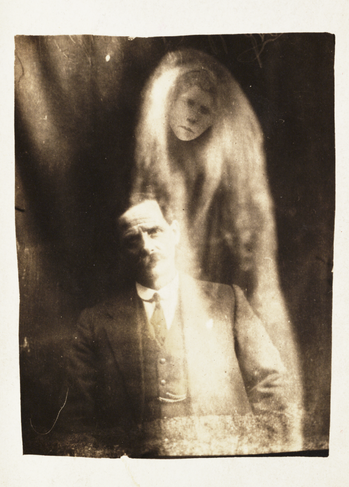fake picture of a ghost